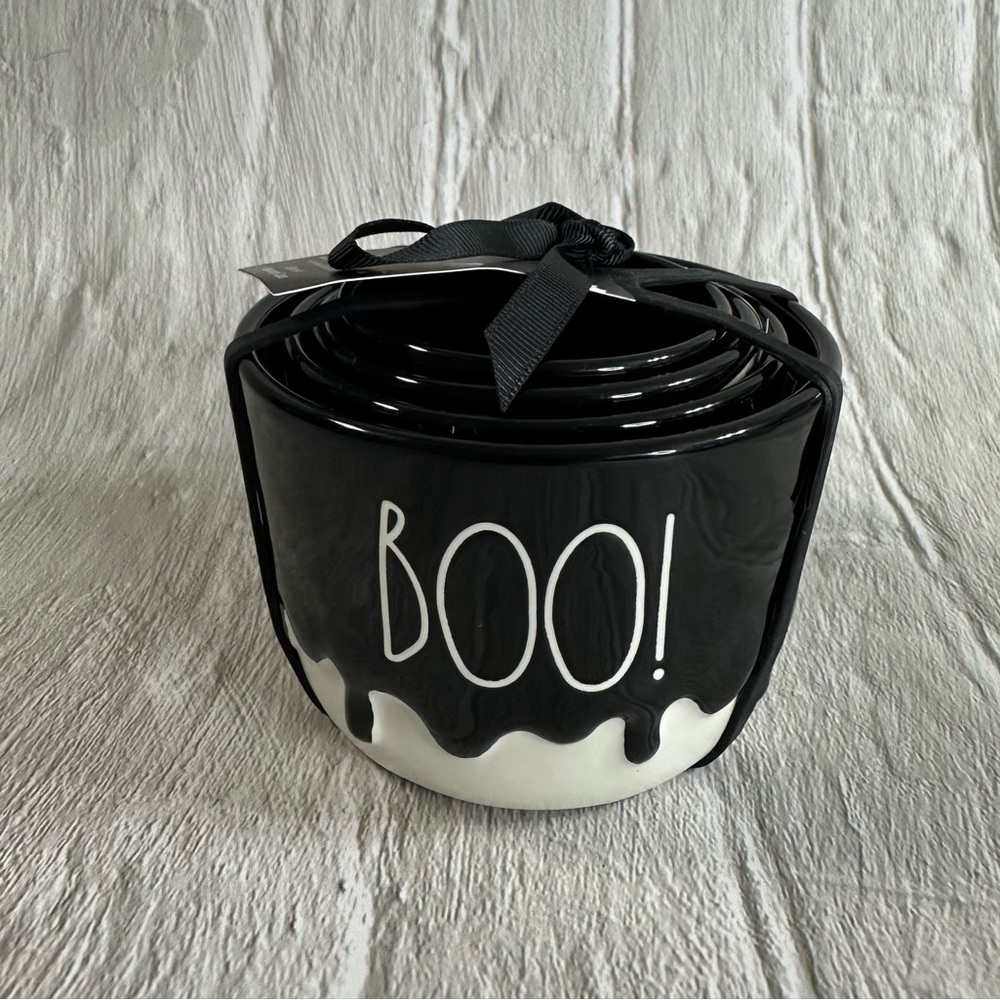 NWT Rae Dunn C Halloween Boo Drip measuring cups